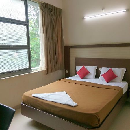 Banyan Tree Comforts Mysore Exterior photo