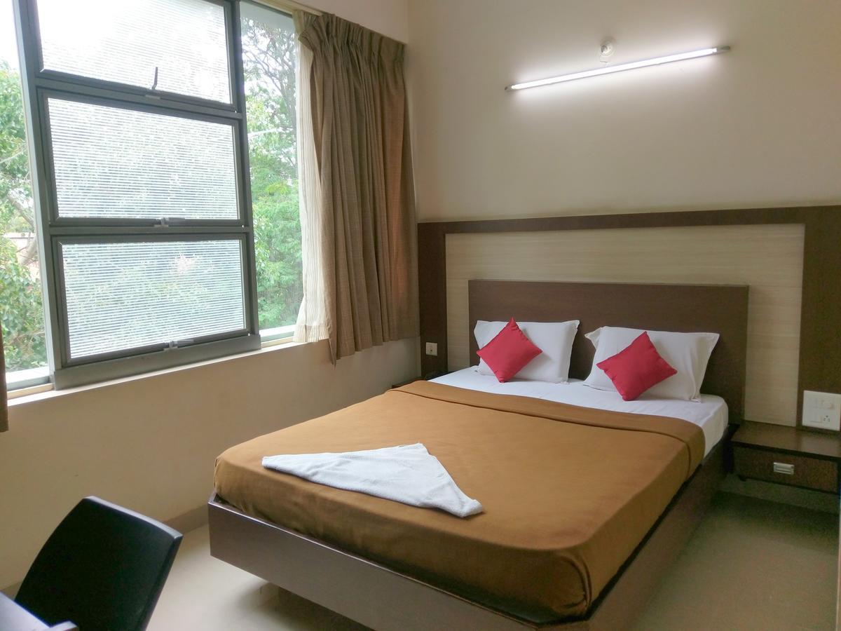 Banyan Tree Comforts Mysore Exterior photo